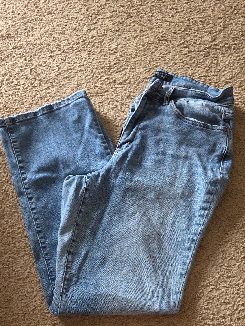 Judy Blue Light Blue Straight Leg Women’s Jeans